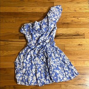 Yumi Kim ruffled one shoulder mini